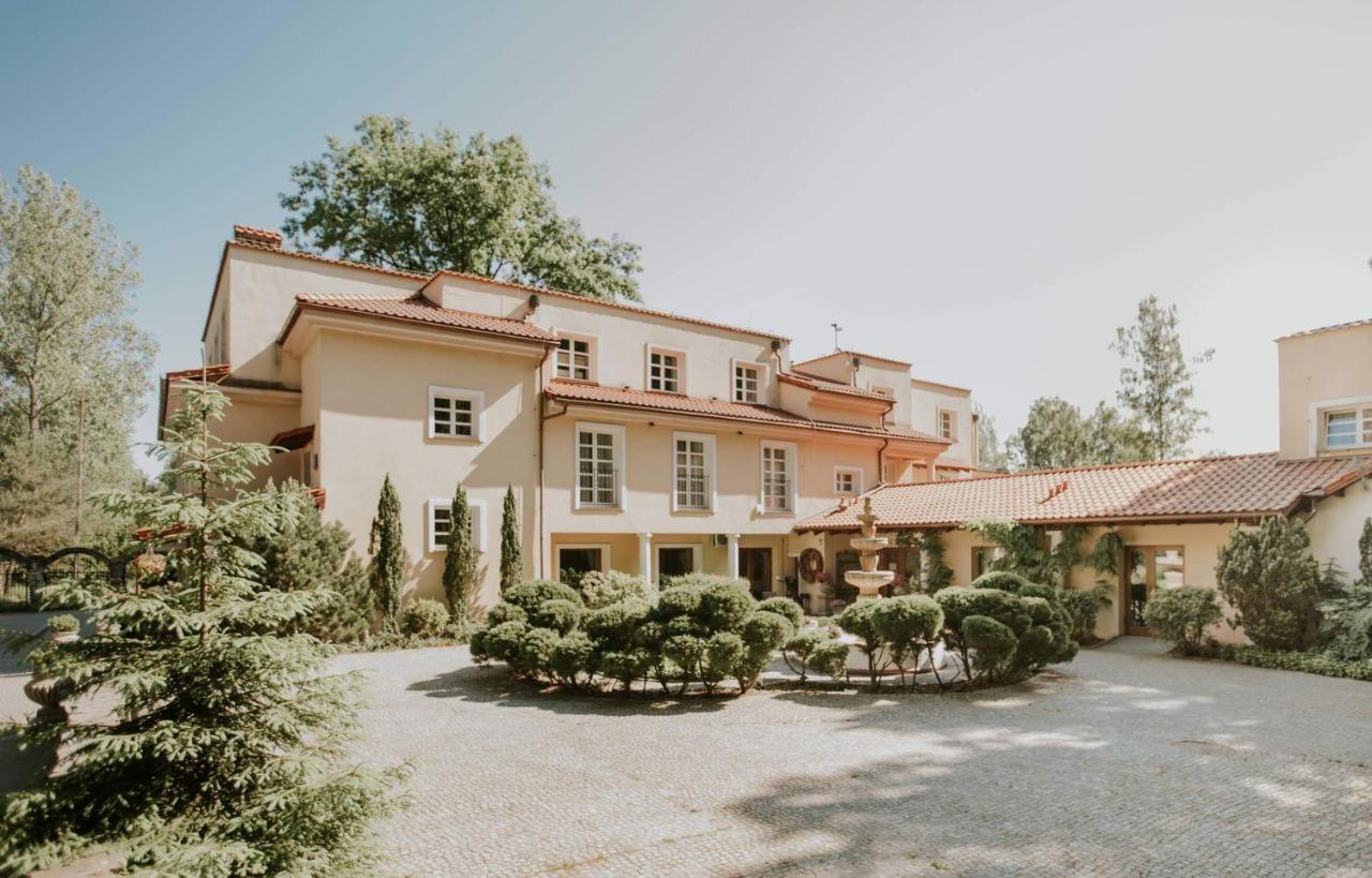 Villa Toscana Warszawa Luaran gambar